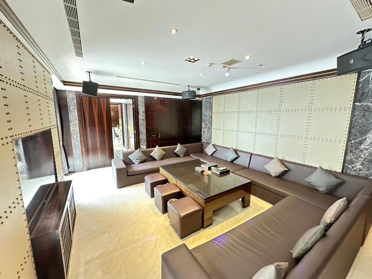 H Villa Inn Тайнань Экстерьер фото